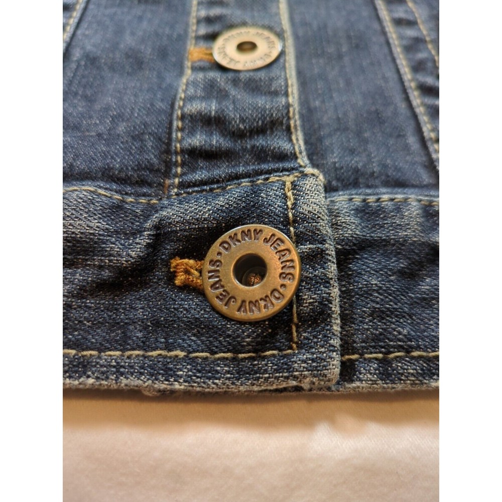 DKNY Juniors Jacket Blue Denim Collared Buttons Patches And Heart Logo Size L - Picture 8 of 16